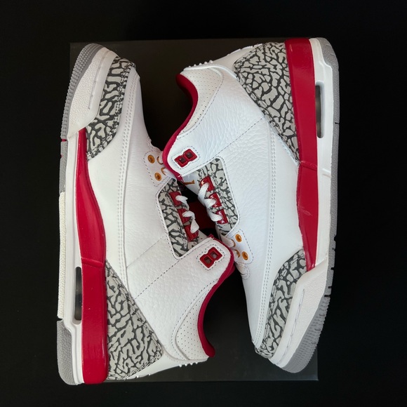 Nike Air Jordan 3 GS Retro Cardinal - Picture 4 of 5